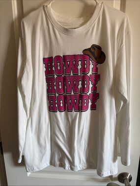 Long Sleeve "Howdy" Graphic Tee in White with Pink Lettering
